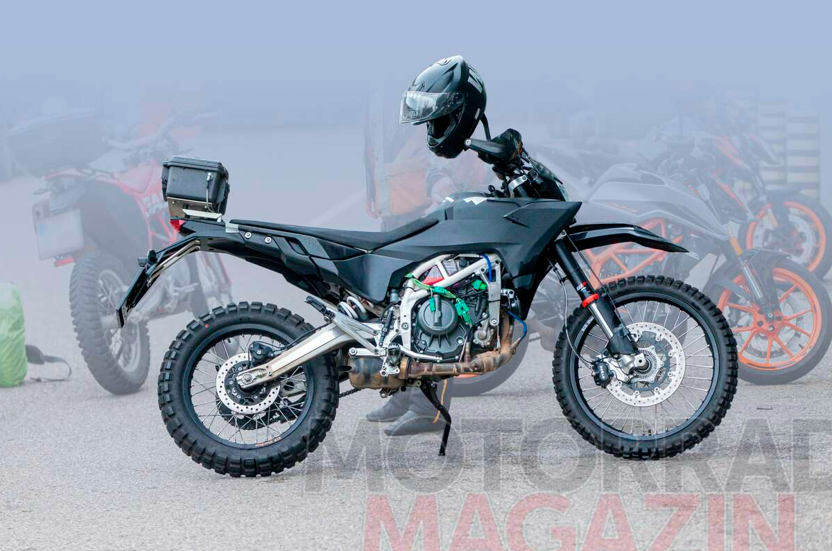 adventure 390 bike